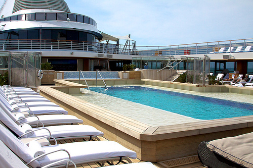 Transatlantic cruise ship pool by victoriajz via flickr (creative commons) 