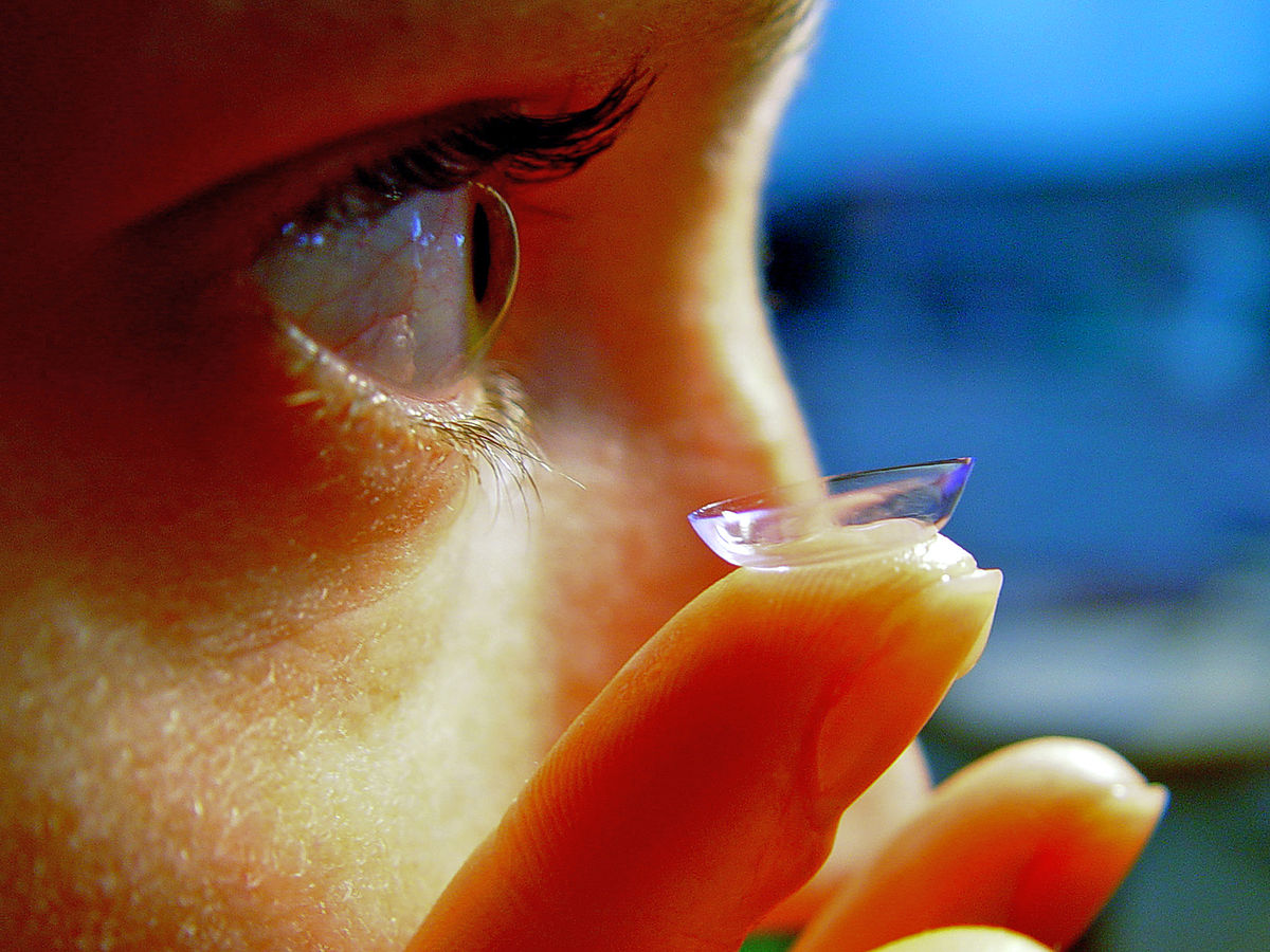 Contact lenses can change your life ... photo by CC user איתן טל via wikimedia commons
